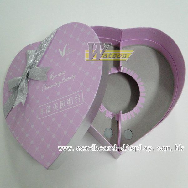 Special disigned heart-shaped craft box