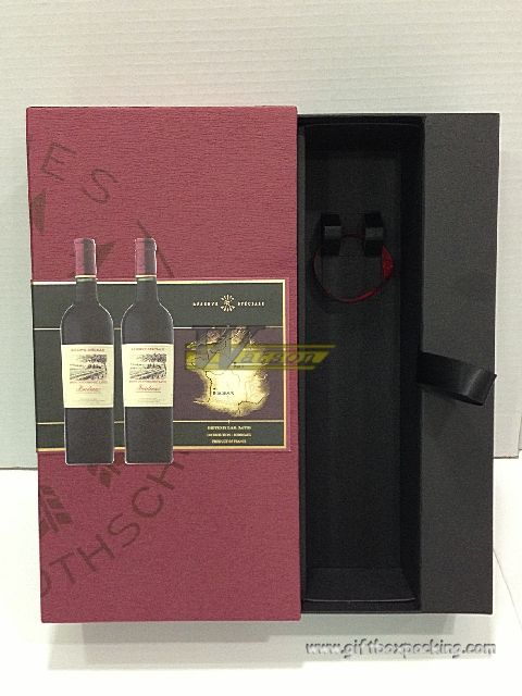 Cardboard two bottles wine box